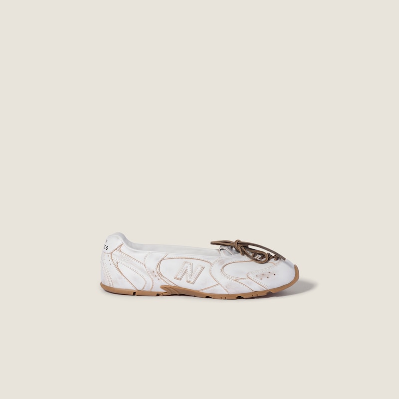 New Balance X Miu Miu 530 SL deco' 皮革芭蕾平底鞋 細節
